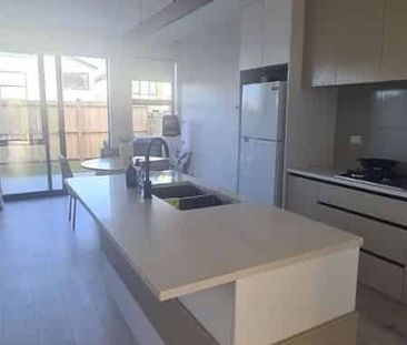FAMILY HOME TO LET! - Photo 4