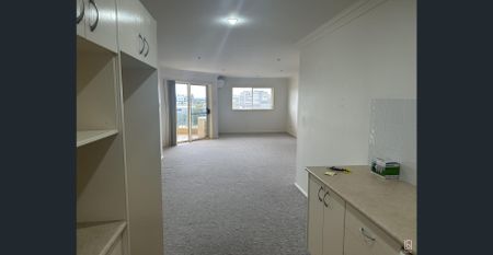 Coastal Convenience in the Heart of The Entrance - Photo 3