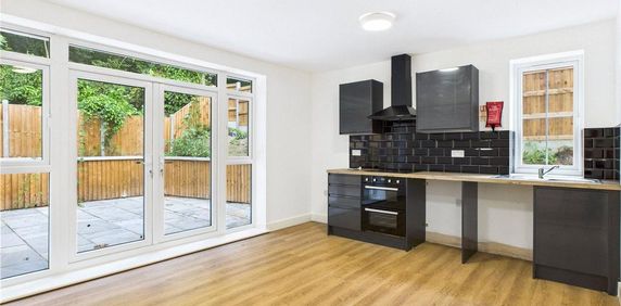 House share to rent - Photo 2