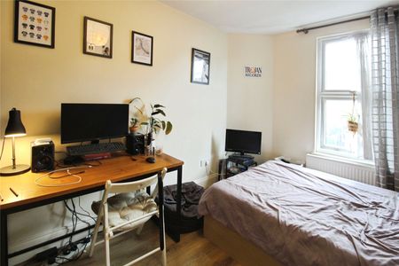 Kenlor Road, London, SW17 0DF - Photo 3