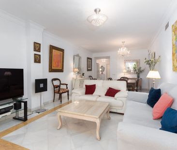 Apartamento planta baja en alquiler en Marbella, Marbella - Foto 1