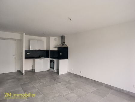 Location Appartement 2 pièces 42m² - Photo 4