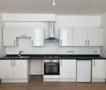 1 Bed Flat, Marlborough Grove, CH43 - Photo 3