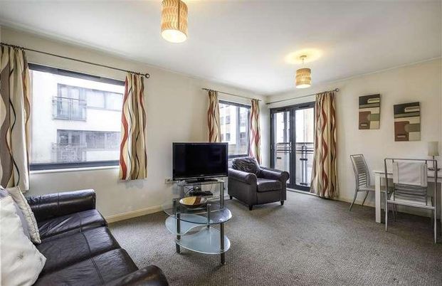 St Stephens Court, Maritime Quarter, Swansea, SA1 - Photo 1
