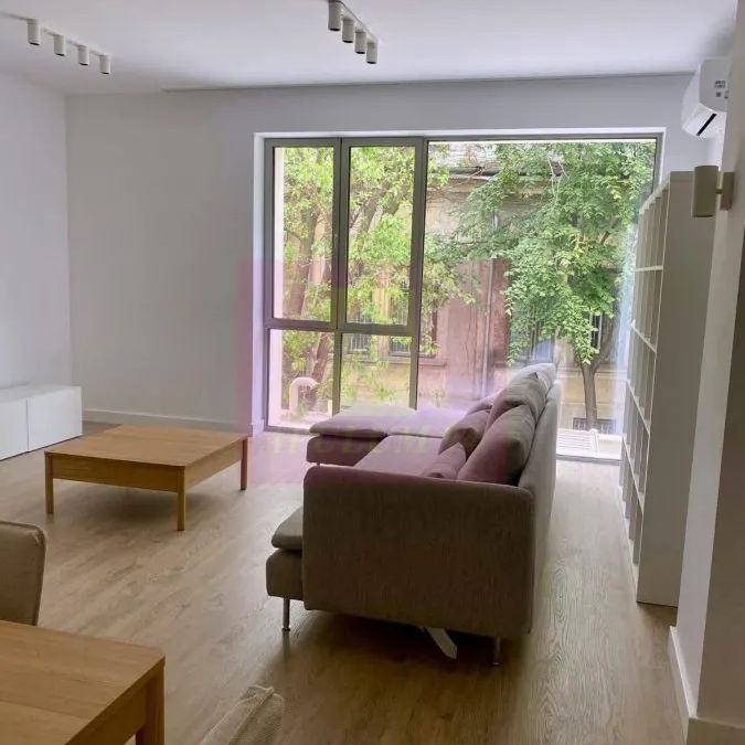 Armeneasca | 4 camere | 109 mp, mobilat utilat, boutique 2023, terasa - Photo 1