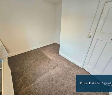 Stanley Avenue, Greenford, UB6 - Photo 2