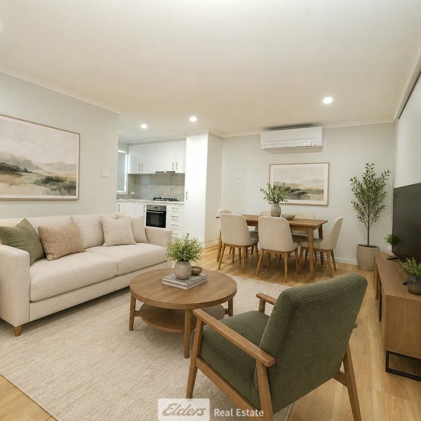 Modern - Low-Maintenance Living - Photo 1