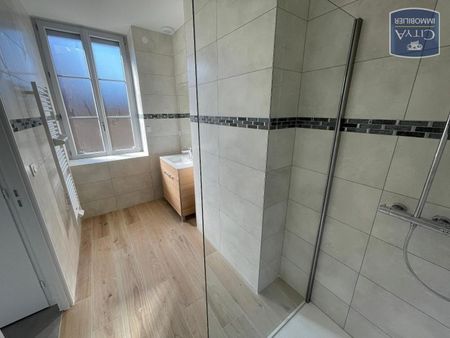 Location Appartement 3 pièces 68m² BOURG EN BRESSE 01000 - Photo 5