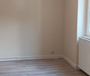 Location Appartement 4 pièces 75m² TULLE 19000 - Photo 2