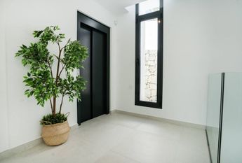 5 bedroom luxury Villa for rent in Benahavís, Andalusia