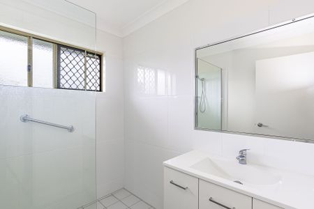 6 Carnarvon Court, Deeragun - Photo 5