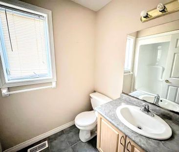 For Lease - 687B Wild Ginger Avenue, Waterloo, Ontario - Photo 1