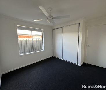 Brand New 4-Bedroom Family Home in Munno Para Downs! - Photo 3