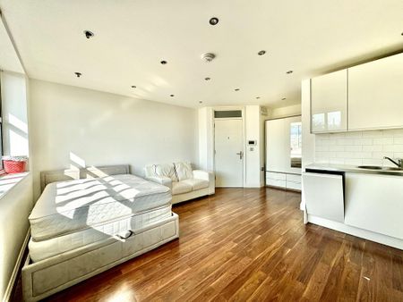 Studio to rent - Photo 4