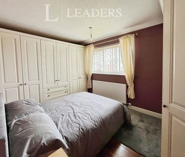 2 bedroom house to rent Smythe Close, Essex, Clacton-on-Sea, CO16 - Photo 4