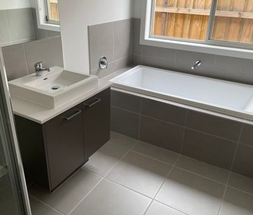 4 Bedroom Charmer - Photo 4