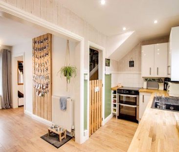 3 bedroom terraced house to rent - Photo 6