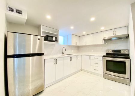 For Lease - 728 Danforth Road Unit# Lwr, Toronto, Ontario - Photo 3