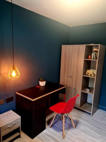 4 Bed Flat, Clarendon Road, LS2 - Photo 3