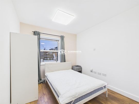 Church Road, NW4 4DU, London - Photo 1