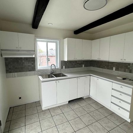Logement 4 1/2 de style condo OTTERBURN PARK (libre) - Photo 3