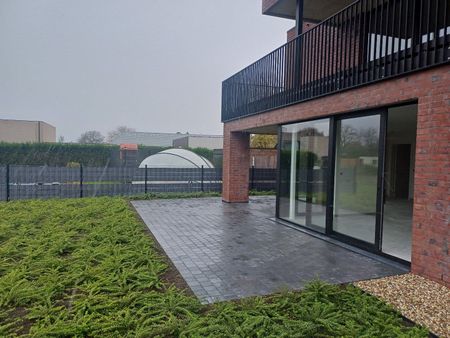 Instapklaar bijna energie-neutraal 2 slaapkamer appartement met ruim zuid terras - Photo 3