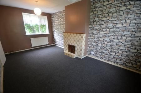 2 bedroom Terraced House To Let - Photo 1