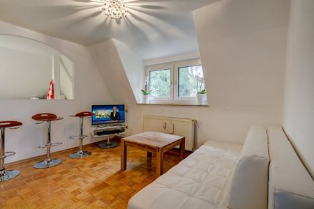 Gräfelfing/Lochham: peaceful attic apartment - Foto 2