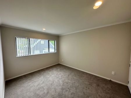 This Property is a Must to View&excl; - Photo 3