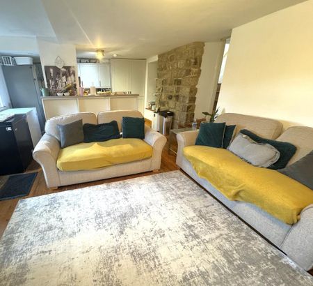 3 bedroom terraced house to rent - Photo 2