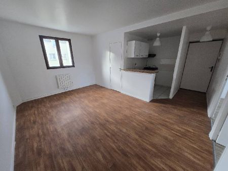 Location Appartement 3 pièces 40m² NANTEUIL LES MEAUX 77100 - Photo 5