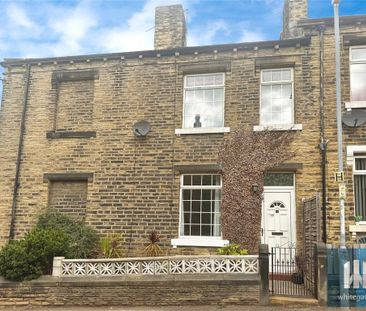 2 bedroom terraced house to rent - Photo 2