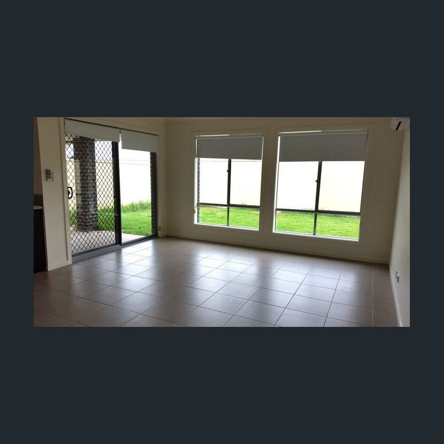 Lovely 3 Bedroom Home in quiet area - Photo 1