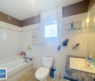 Maison T6 SATHONAY VILLAGE à louer - Photo 6