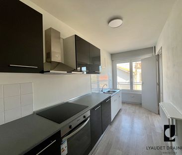 Location Appartement 2 pièces 49m² - Photo 3