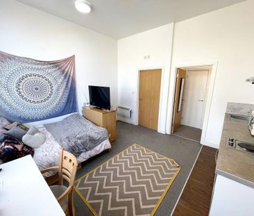 Studio to rent - Photo 4