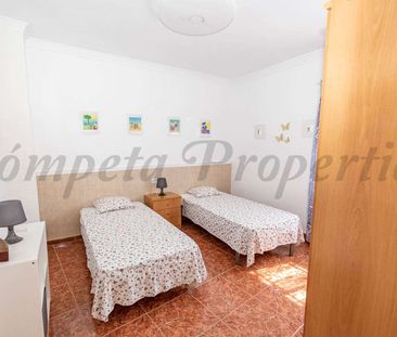 Townhouse in Torrox, Andalucia , Costa del Sol - Photo 2