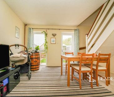 Maple Close, GL2 - Photo 2