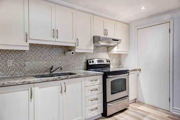 For Lease - 2 Chancery Lane, Toronto, Ontario - Photo 1