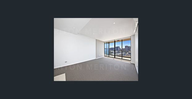 2 BEDROOM APARTMENT WITH PARKING NEXT DOOR TO EAST VILLAGE SHOPPING CENTRE! - Photo 1