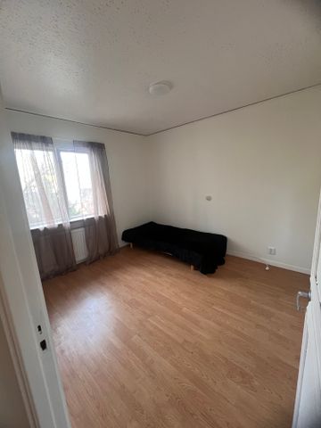 Landsnoravägen, Sollentuna - Photo 2