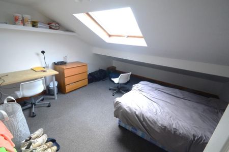8 bedroom terraced house to rent - Photo 3