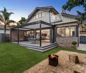 CHARMING AND ELEGANT HOME AT A QUIET BUT CONVENIENT LOCATION - Photo 5