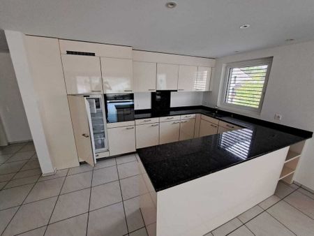 Luminous apartment in quiet location - Foto 3