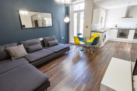 5 bedroom terraced house to rent - Photo 5
