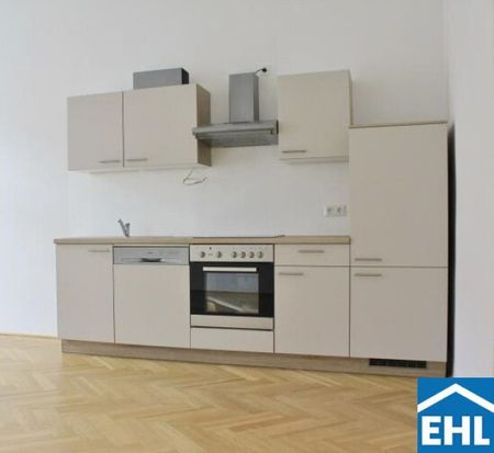 Schöne Single-Altbauwohnung in zentraler Lage - Foto 2