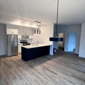 Grand 3.5 Disponible pour occupation immédiate au 20 Gilmour Châteauguay - Photo 2