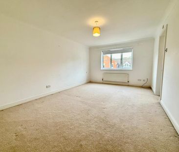 4 bedroom detached house to rent - Photo 3