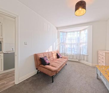 3 bedroom maisonette to rent - Photo 1