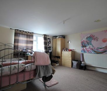 5 bedroom terraced house to rent - Photo 2